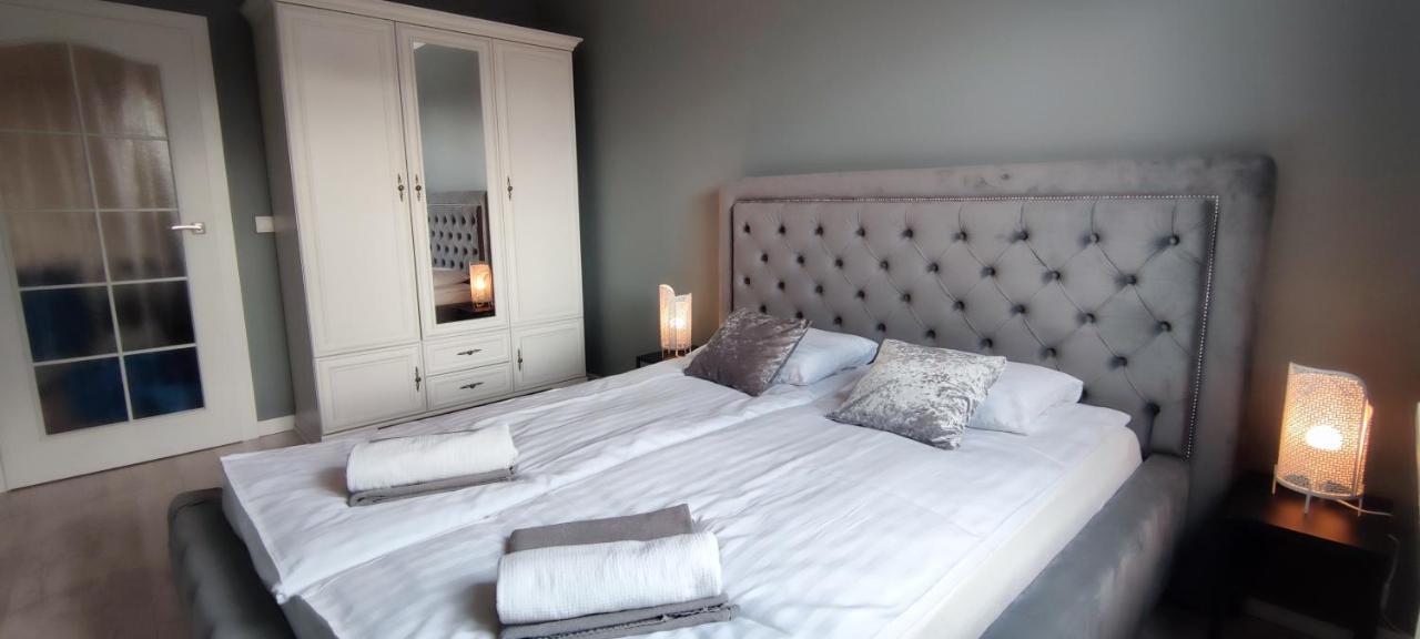 Labo Apartment Fort Wola Varsó Kültér fotó