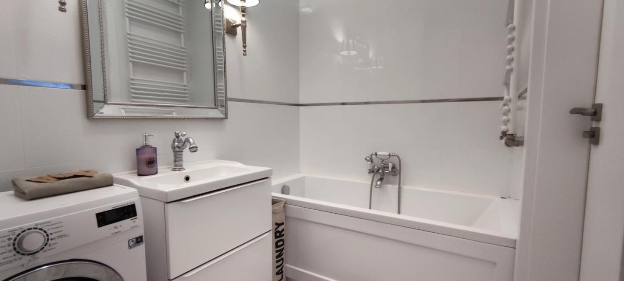Labo Apartment Fort Wola Varsó Kültér fotó
