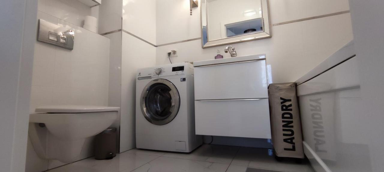 Labo Apartment Fort Wola Varsó Kültér fotó