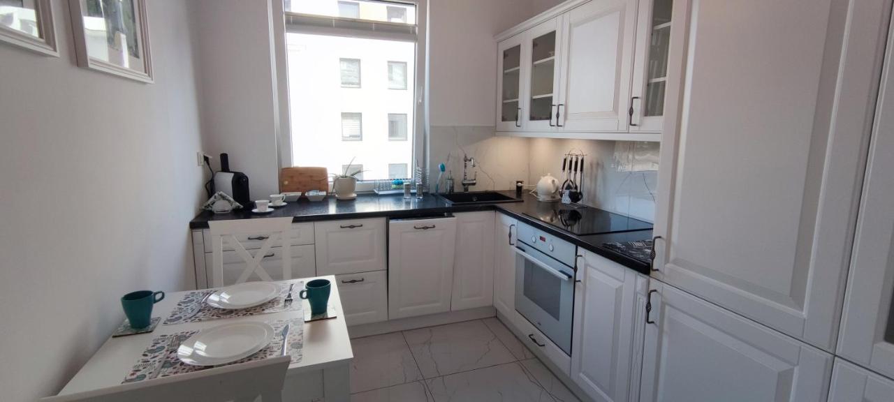 Labo Apartment Fort Wola Varsó Kültér fotó